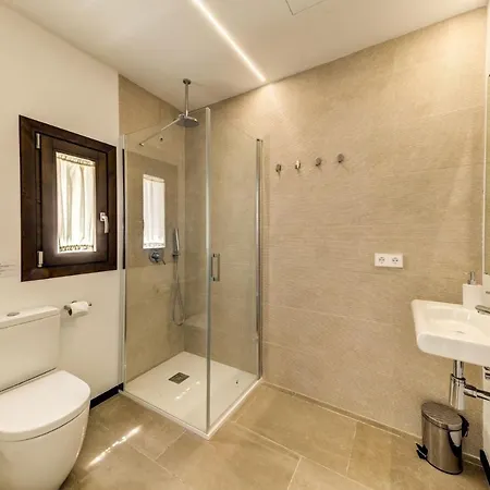 Silver Villa *
